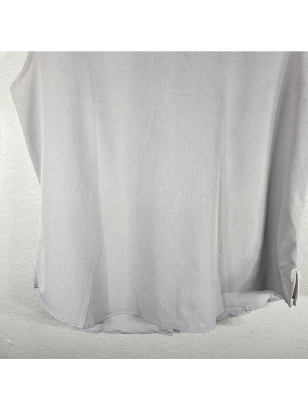 Eddie Bauer Womens Size XL Sleeveless Tech Shirt Beige Button Front Collared - Picture 12 of 15